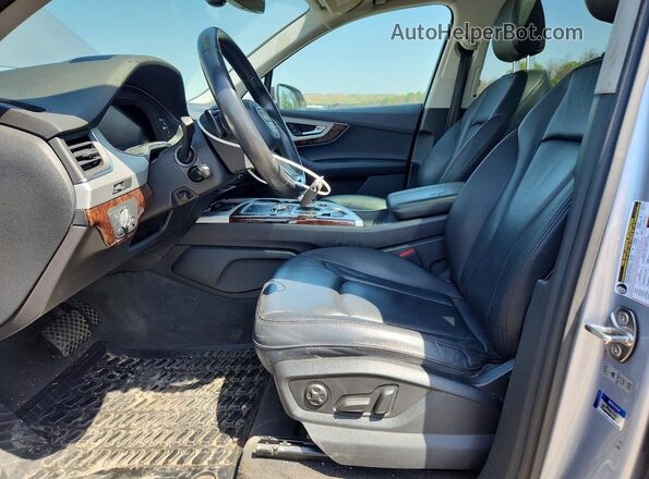WA1LHAF71KD022904 2019 AUDI Q7 Silver Սալոնի դիմացի տեսք