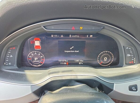 WA1LHAF71KD022904 2019 AUDI Q7 Silver Սարքավորումների վահանակի տեսք