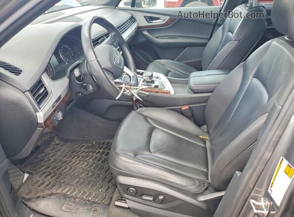 WA1LHAF74HD058403 2017 AUDI Q7 Silver Front interior view