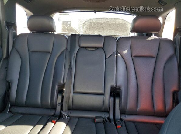 WA1LHAF77HD039506 2017 AUDI Q7 Gray Widok tylnych siedzeń