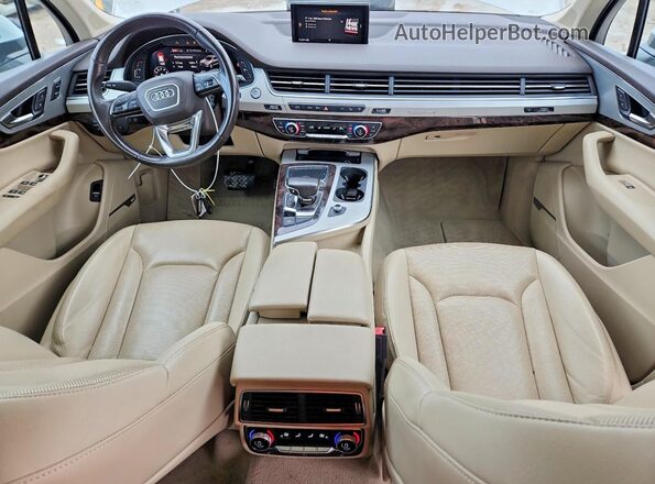 WA1LHAF78KD024441 2019 AUDI Q7 White Вид панелі приладів