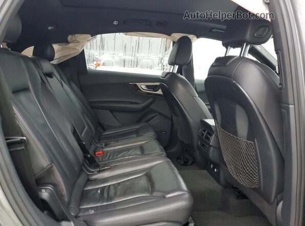 WA1LHAF79JD001975 2018 AUDI Q7 Gray უკანა სალონის ხედი