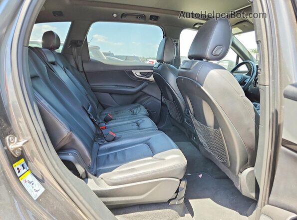 WA1LHAF79KD017191 2019 AUDI Q7 Gray უკანა სალონის ხედი