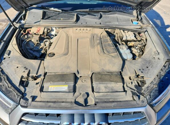 WA1LHAF7XHD049978 2017 AUDI Q7 Gray ძრავის განყოფილების ხედი