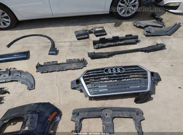 WA1LHAF7XJD001516 2018 AUDI Q7 Черный 