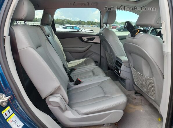 WA1LHAF7XJD029672 2018 AUDI Q7 Blue 