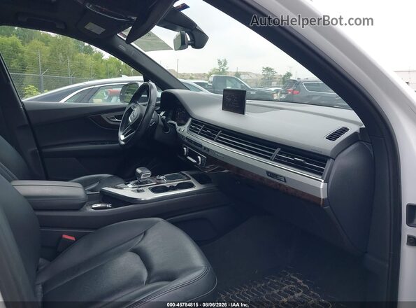 WA1LHAF7XKD039166 2019 AUDI Q7 White წინა სალონის ხედი