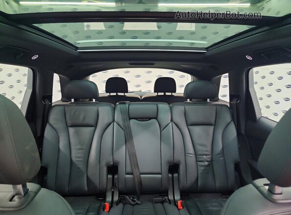 WA1LJAF75MD025263 2021 AUDI Q7 Blue Rear seats view