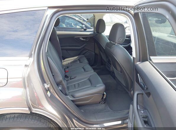WA1LJAF76LD006817 2020 AUDI Q7 Gray VIN sticker view