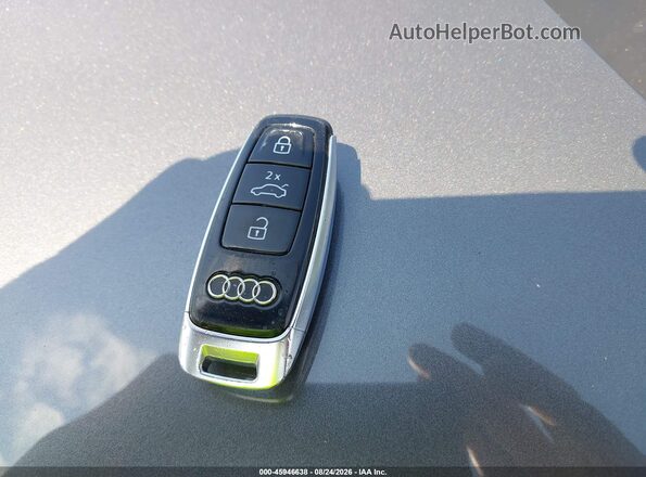 WA1LJAF76LD006817 2020 AUDI Q7 Gray Dashboard view