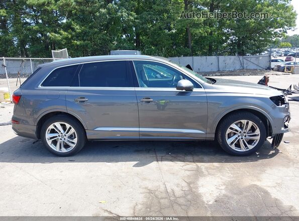 WA1LJAF76LD006817 2020 AUDI Q7 Gray 360 interior view