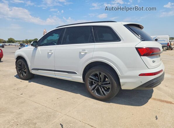 WA1LJAF79MD037044 2021 AUDI Q7 White Rear left
