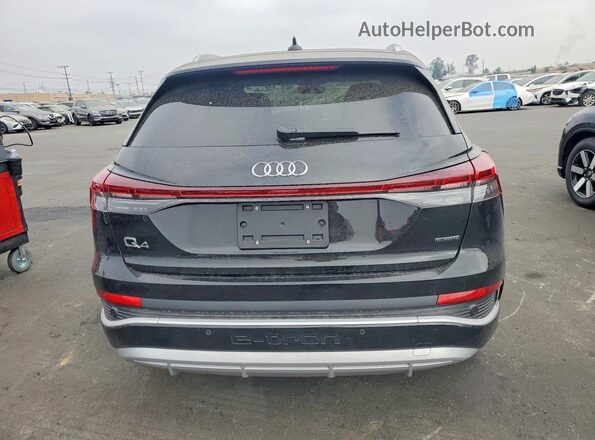 WA1LUBFZ0RP037454 2024 AUDI Q4 Black Հետևի տեսք