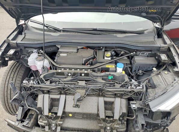 WA1LUBFZ0RP037454 2024 AUDI Q4 Black Շարժիչի բաժամունքի տեսք