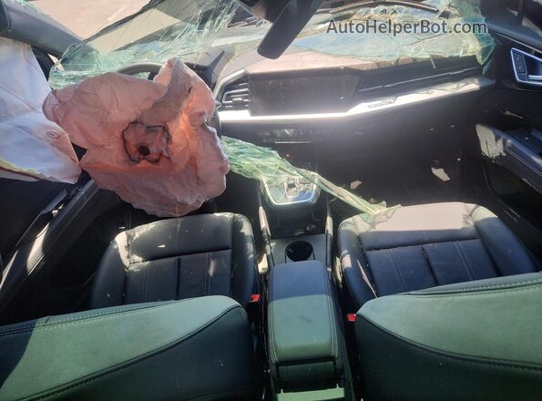 WA1LUBFZ2SP062801 2025 AUDI Q4 Серый Вид панели приборов
