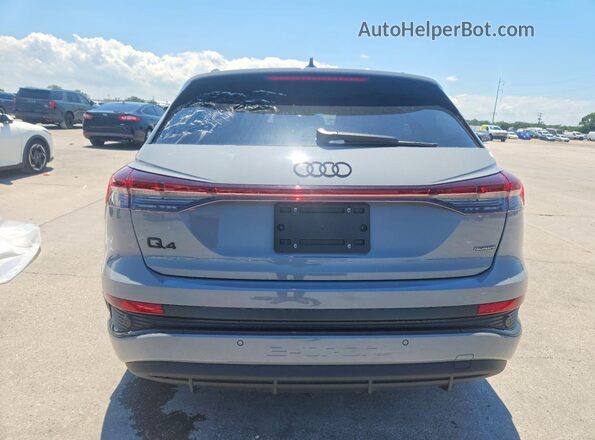 WA1LUBFZ2SP062801 2025 AUDI Q4 Серый Вид сзади