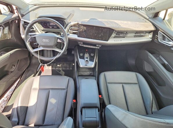 WA1LUBFZ4RP056489 2024 AUDI Q4 Black Dashboard view