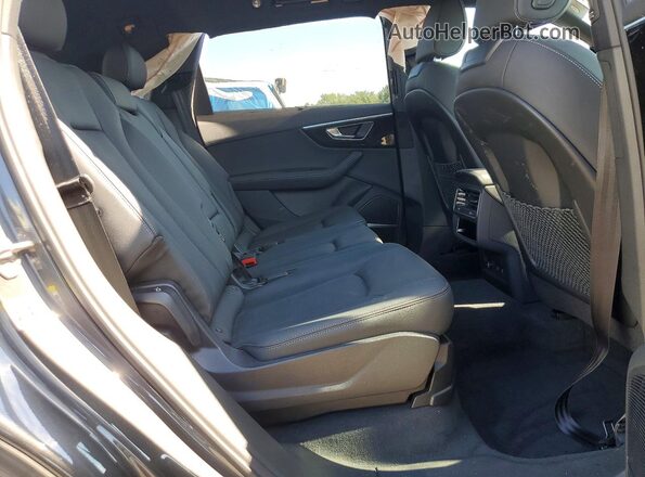 WA1LVBF78SD012711 2025 AUDI Q7 Gray Вид задніх сидінь
