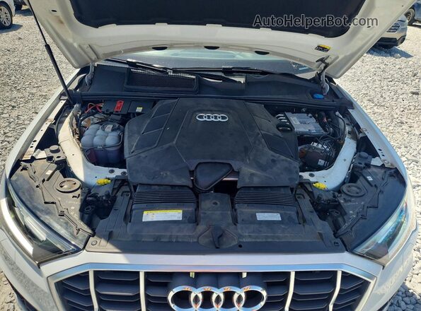 WA1LXAF70LD006259 2020 AUDI Q7 White Engine compartment view