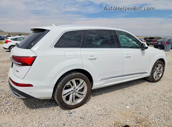 WA1LXAF72LD002164 2020 AUDI Q7 White Rear right