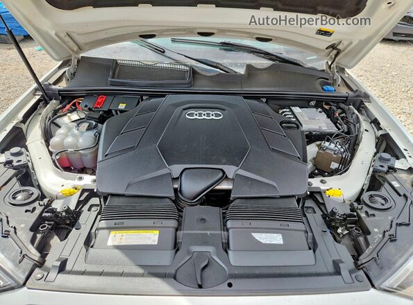 WA1LXAF72LD002164 2020 AUDI Q7 White Engine compartment view