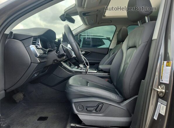 WA1LXAF74LD007494 2020 AUDI Q7 Gray წინა სალონის ხედი