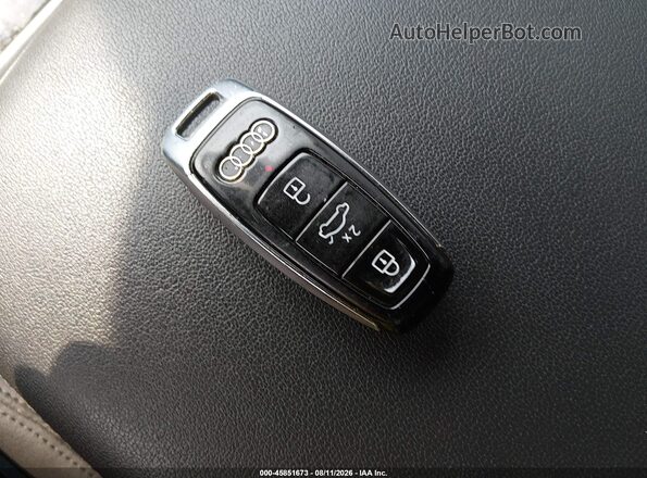 WA1LXAF74MD013099 2021 AUDI Q7 Blue Вид панелі приладів