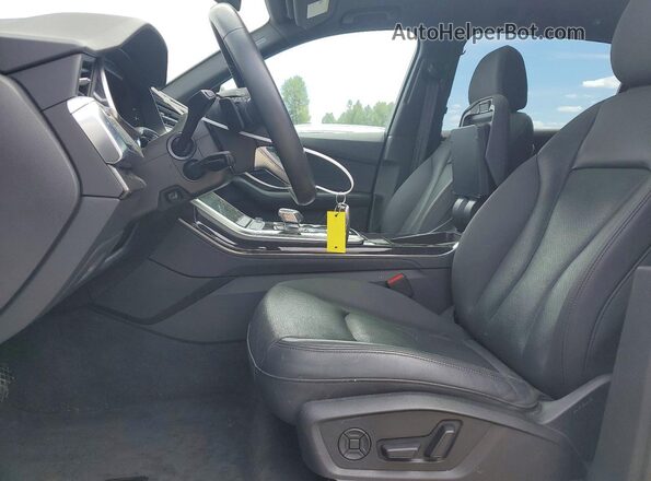 WA1LXAF77MD020693 2021 AUDI Q7 White წინა სალონის ხედი