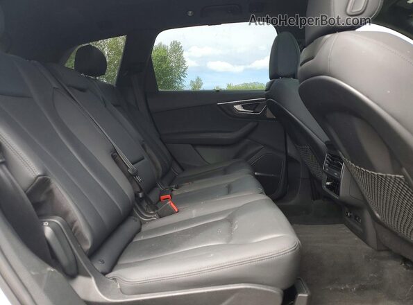 WA1LXAF77MD020693 2021 AUDI Q7 White უკანა სალონის ხედი