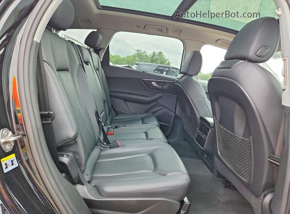 WA1LXBF71PD006850 2023 AUDI Q7 Черный Вид задних сидений