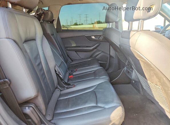 WA1LXBF74ND001431 2022 AUDI Q7 Blue უკანა სავარძლების ხედი