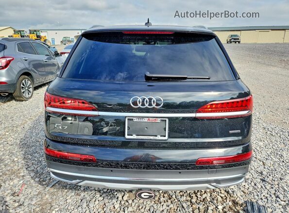 WA1LXBF78ND018071 2022 AUDI Q7 Black Rear view