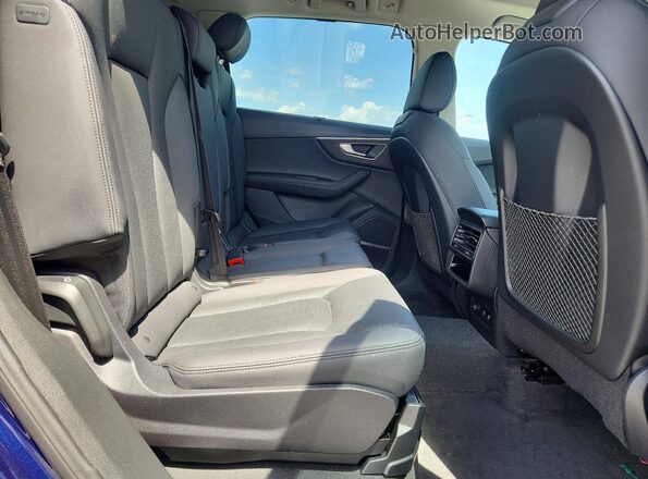 WA1LXBF78PD028960 2023 AUDI Q7 Blue Սալոնի հետևի տեսք