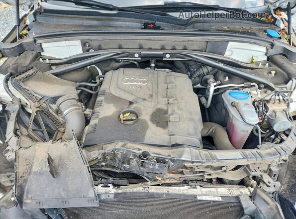 WA1M2AFP1HA090698 2017 AUDI Q5 White ძრავის განყოფილების ხედი