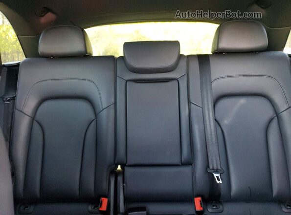 WA1M2AFP4GA112109 2016 AUDI Q5 Blue Rear seats view