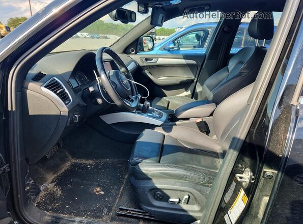 WA1M2AFP9HA073616 2017 AUDI Q5 Черный Вид салона спереди