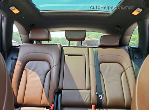 WA1M2AFPXHA087573 2017 AUDI Q5 White უკანა სავარძლების ხედი
