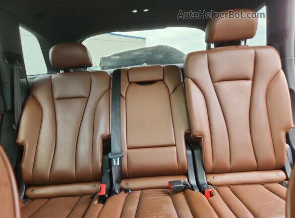 WA1MAAF72HD059719 2017 AUDI Q7 Blue Вид задніх сидінь