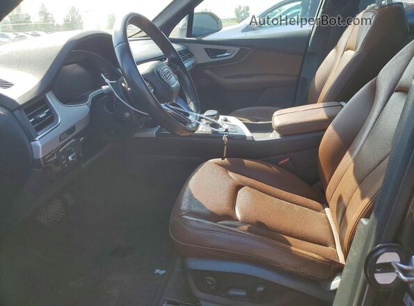WA1MAAF72HD059719 2017 AUDI Q7 Blue Вид салону спереду