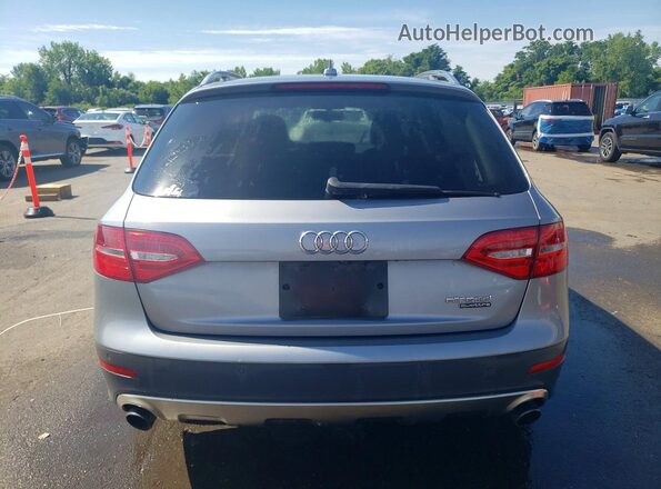 WA1UFAFLXGA016843 2016 AUDI A4 Silver Rear view