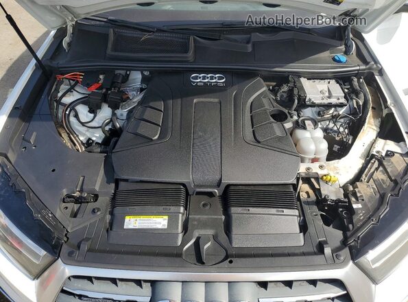 WA1VAAF71JD035535 2018 AUDI Q7 White ძრავის განყოფილების ხედი