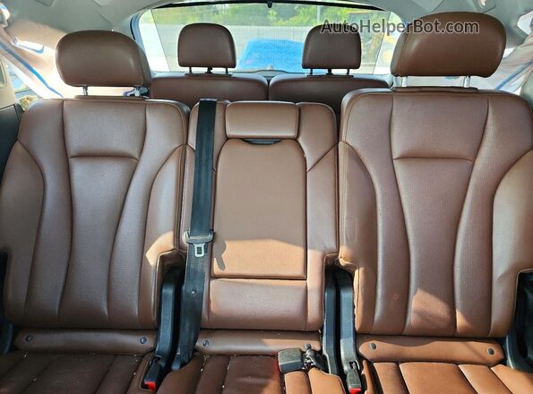 WA1VAAF71JD049063 2018 AUDI Q7 White უკანა სავარძლების ხედი