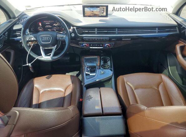 WA1VAAF71KD008434 2019 AUDI Q7 White Widok deski rozdzielczej