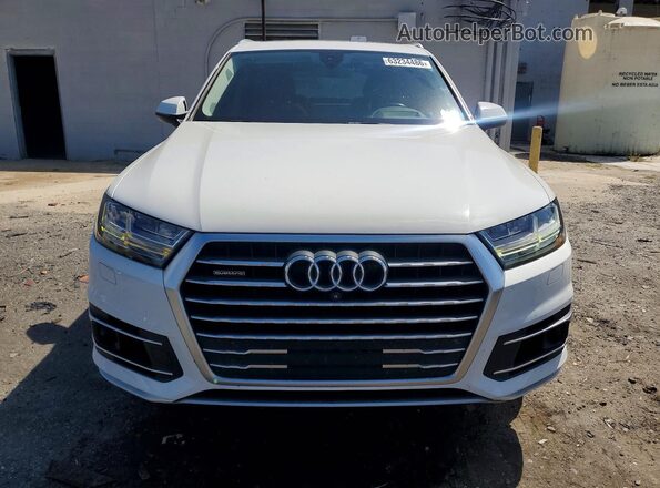 WA1VAAF71KD008434 2019 AUDI Q7 White Widok z przodu