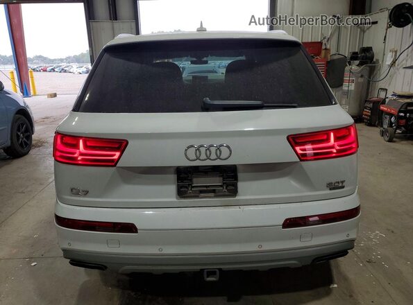 WA1VAAF72HD012131 2017 AUDI Q7 White უკანა ხედი