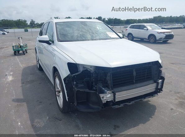 WA1VAAF72HD030211 2017 AUDI Q7 White Դիմացի տեսք