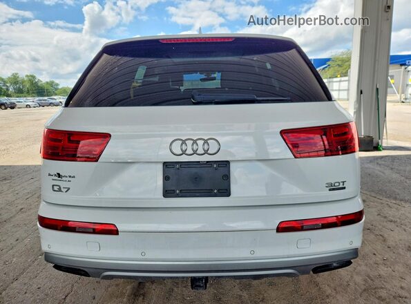 WA1VAAF73HD001073 2017 AUDI Q7 Белый Вид салона спереди