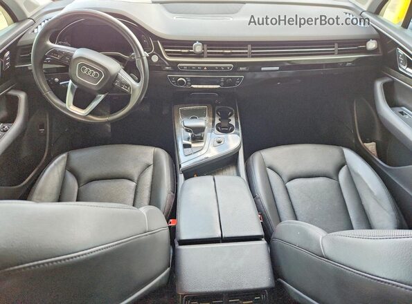 WA1VAAF73HD001073 2017 AUDI Q7 Белый Вид щитка приборов