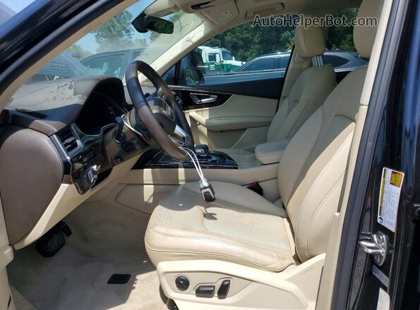 WA1VAAF74KD009285 2019 AUDI Q7 Черный Вид салона спереди