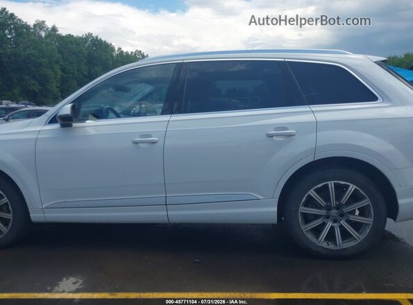 WA1VAAF75JD016258 2018 AUDI Q7 White Vista interior de 360 grados